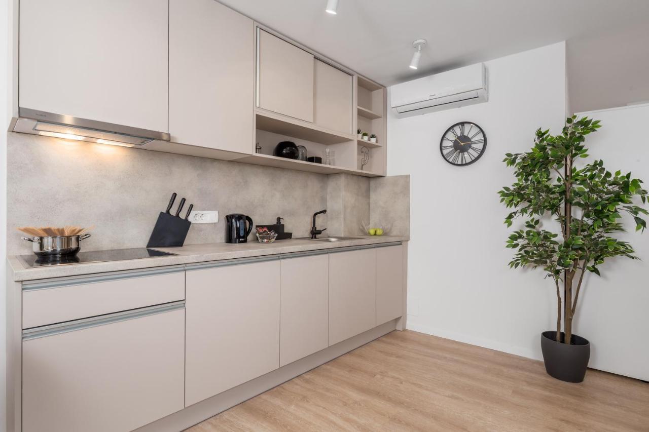 Apartments Penkala Rijeka Bagian luar foto