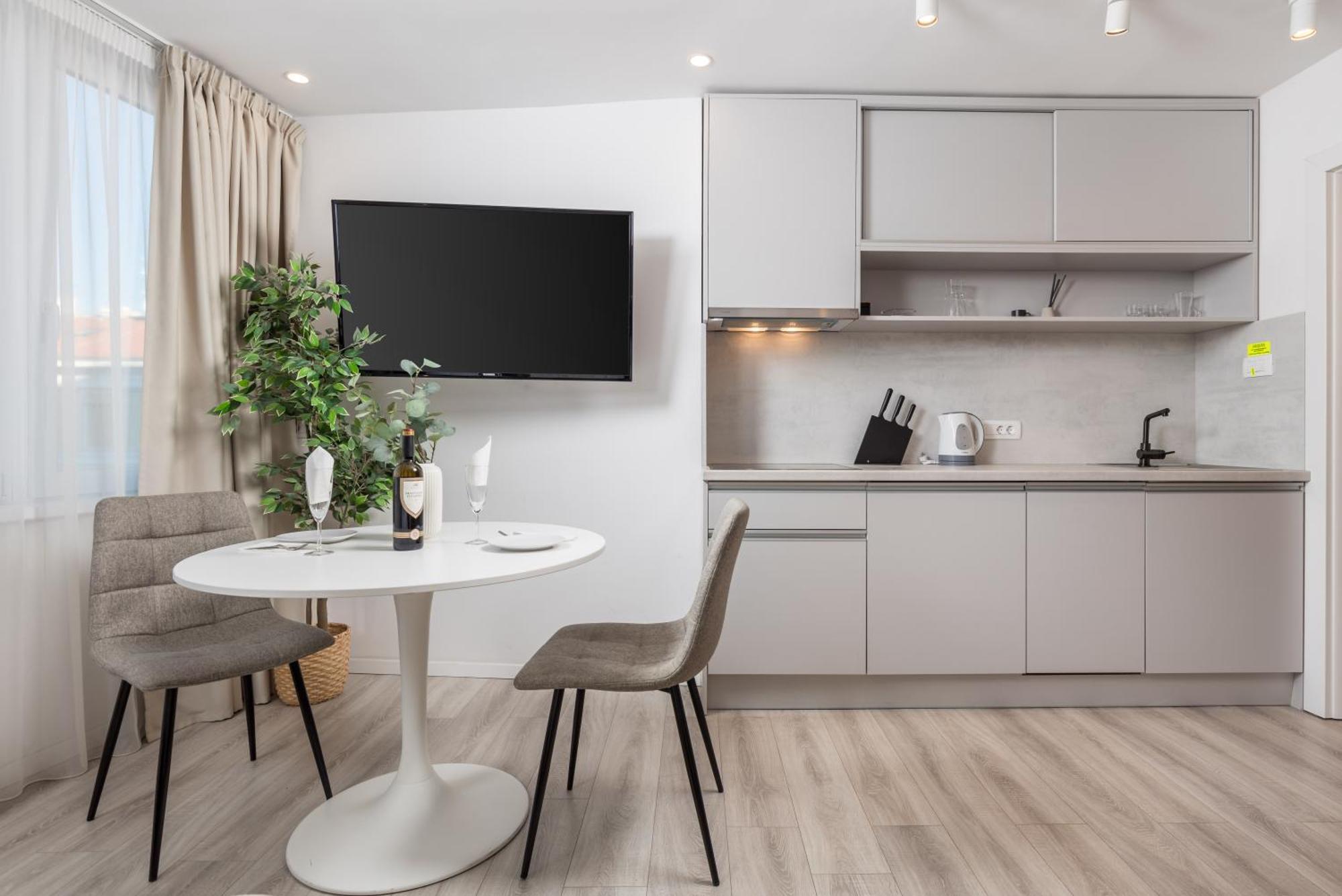 Apartments Penkala Rijeka Bagian luar foto